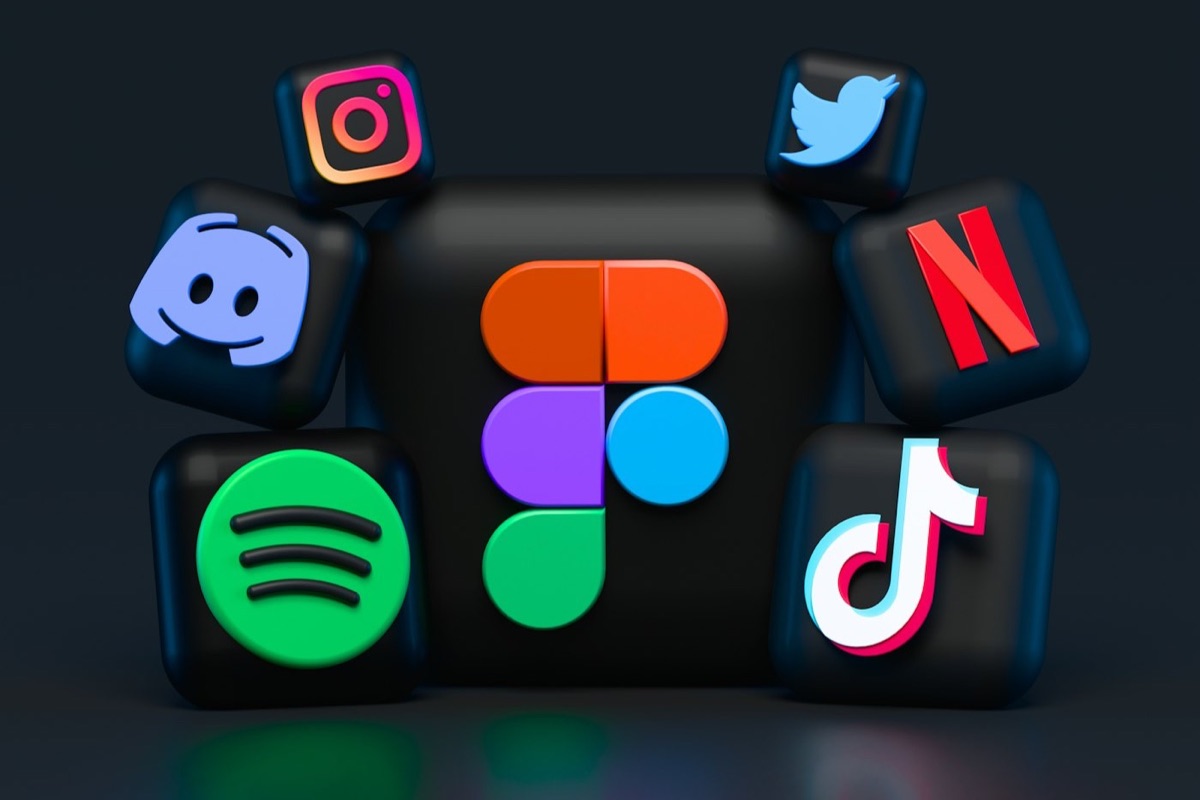 Íconos de redes sociales en tres dimensiones